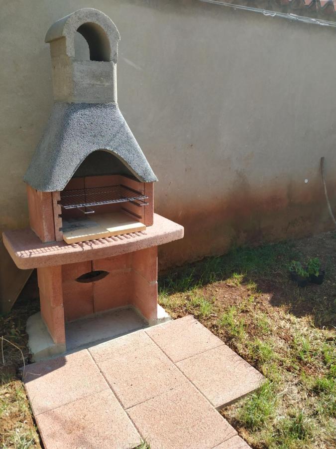 Apartmani Zlatko Pula Extérieur photo