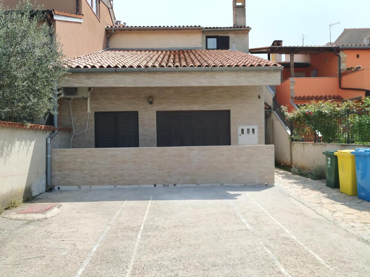 Apartmani Zlatko Pula Extérieur photo