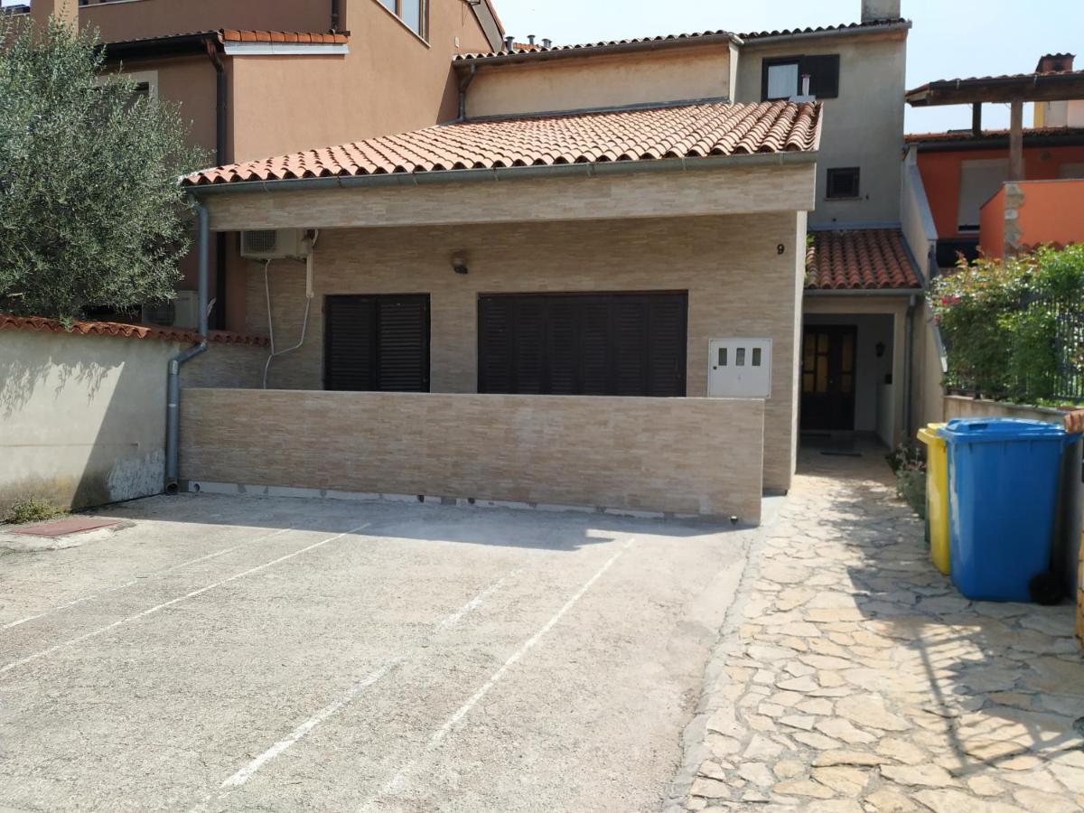 Apartmani Zlatko Pula Extérieur photo