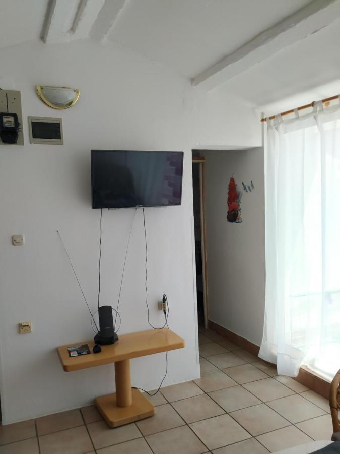 Apartmani Zlatko Pula Extérieur photo