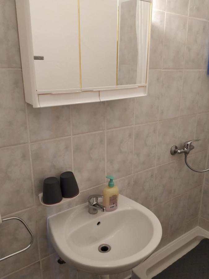 Apartmani Zlatko Pula Extérieur photo